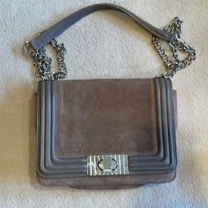 Prüne crossbody suede bag in taupe